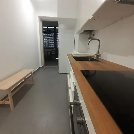 New Flat Near River And The Heart Of Lisbon Apartment *