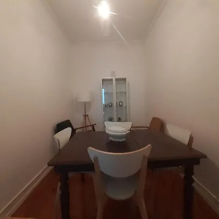 Apartment New Flat Near River And The Heart Of Lisbon *