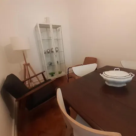 Apartment New Flat Near River And The Heart Of Lisbon Lissabon