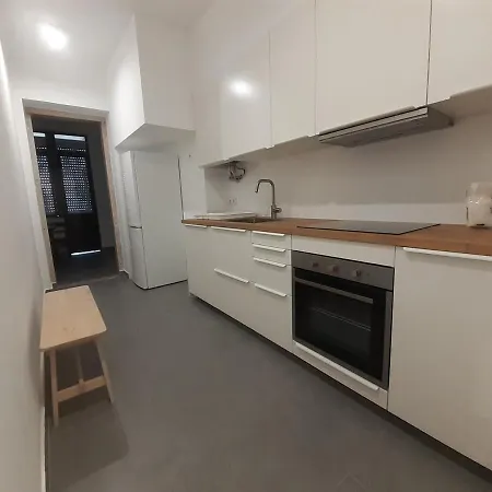 New Flat Near River And The Heart Of Lisbon Apartment *