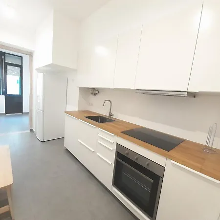 Apartment New Flat Near River And The Heart Of Lisbon *